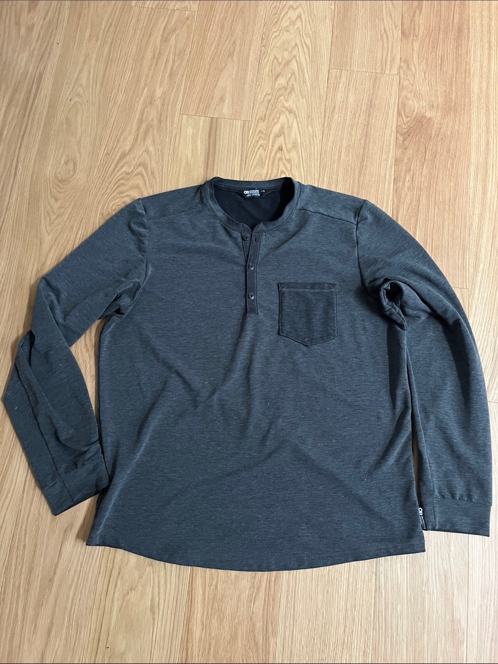 Outdoor Research Men's Aberdeen Charcoal Gray Long-Sleeve Pocket Henley  Size L